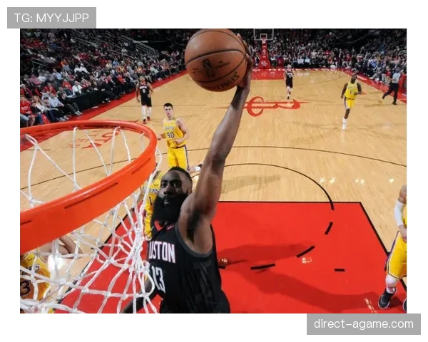 丹尼·格兰杰突破效率引领球队，提升关键时刻得分能力