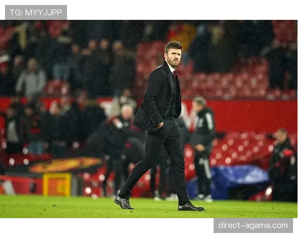 曼联看似进步，实则陷入原地循环，稳定性面临考验